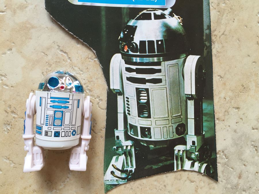 STAR WARS Kenner Action Figure 1977 See-Threepio (C-3PO)  And 1977 Artoo-Detoo (R2-D2) With Portion Of Cards Excellent Condition Never Played With [Photo 12]