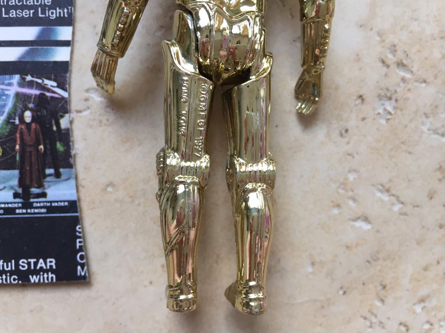 STAR WARS Kenner Action Figure 1977 See-Threepio (C-3PO)  And 1977 Artoo-Detoo (R2-D2) With Portion Of Cards Excellent Condition Never Played With [Photo 10]