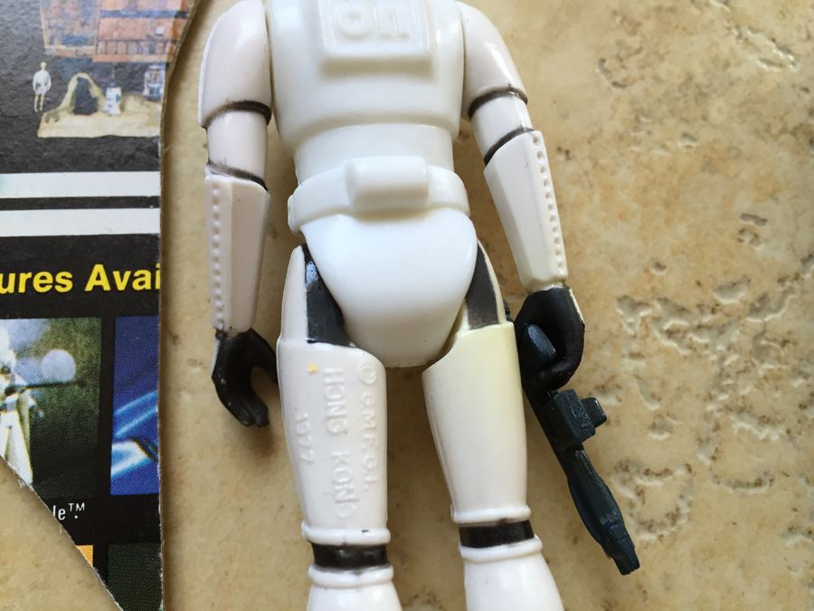 STAR WARS Kenner Action Figure 1977 Stormtrooper And 1977 Death Squad Commander With Portion Of Cards Excellent Condition Never Played With [Photo 8]
