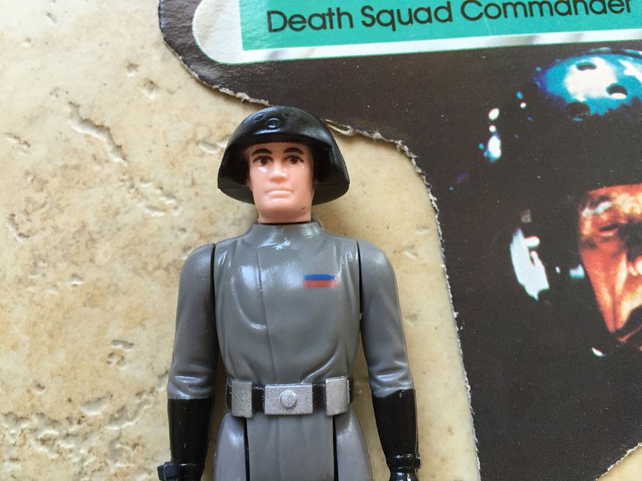 STAR WARS Kenner Action Figure 1977 Stormtrooper And 1977 Death Squad Commander With Portion Of Cards Excellent Condition Never Played With [Photo 9]