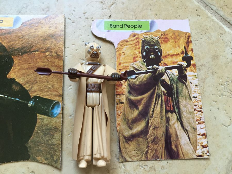 STAR WARS Kenner Action Figure 1977 Jawa, 1977 Sand People, 1978 Hammerhead And 1983 Ree Yees With Portion Of Cards Excellent Condition Never Played With [Photo 14]