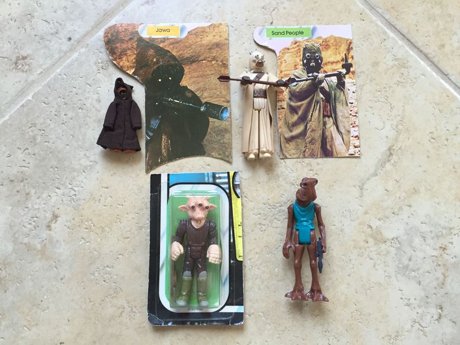 STAR WARS Kenner Action Figure 1977 Jawa, 1977 Sand People, 1978 Hammerhead And 1983 Ree Yees With Portion Of Cards Excellent Condition Never Played With [Photo 1]