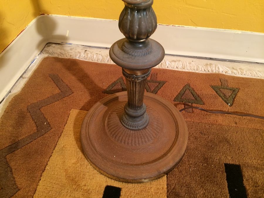 Floor Lamp with Shade [Photo 6]