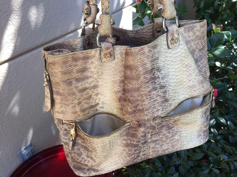 Stuart Weitzman Shoulder Bag Handbag [Photo 2]