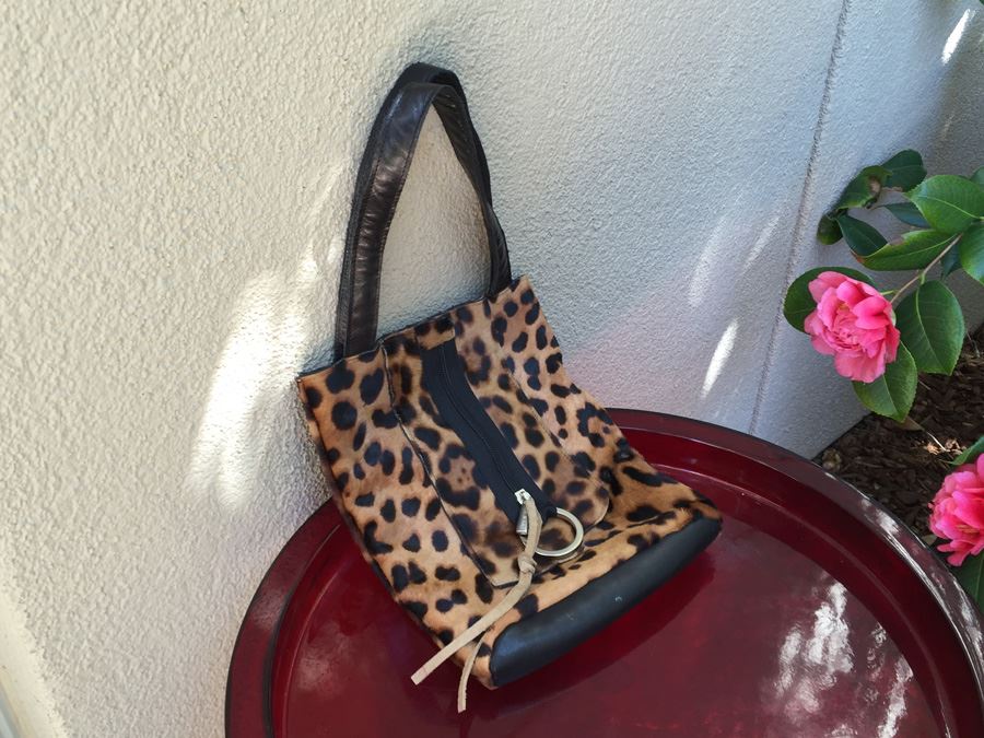 Animal Pattern Italian Handbag [Photo 1]