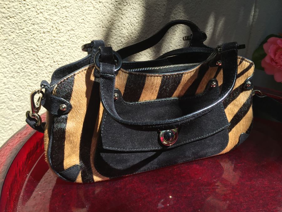 Salvatore Ferragamo Animal Pattern Handbag Made In Italy [Photo 9]