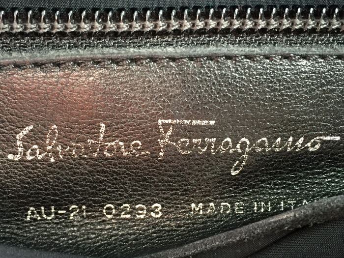 Black Leather Salvatore Farragamo Shoulder Bag Handbag Made In Italy [Photo 3]