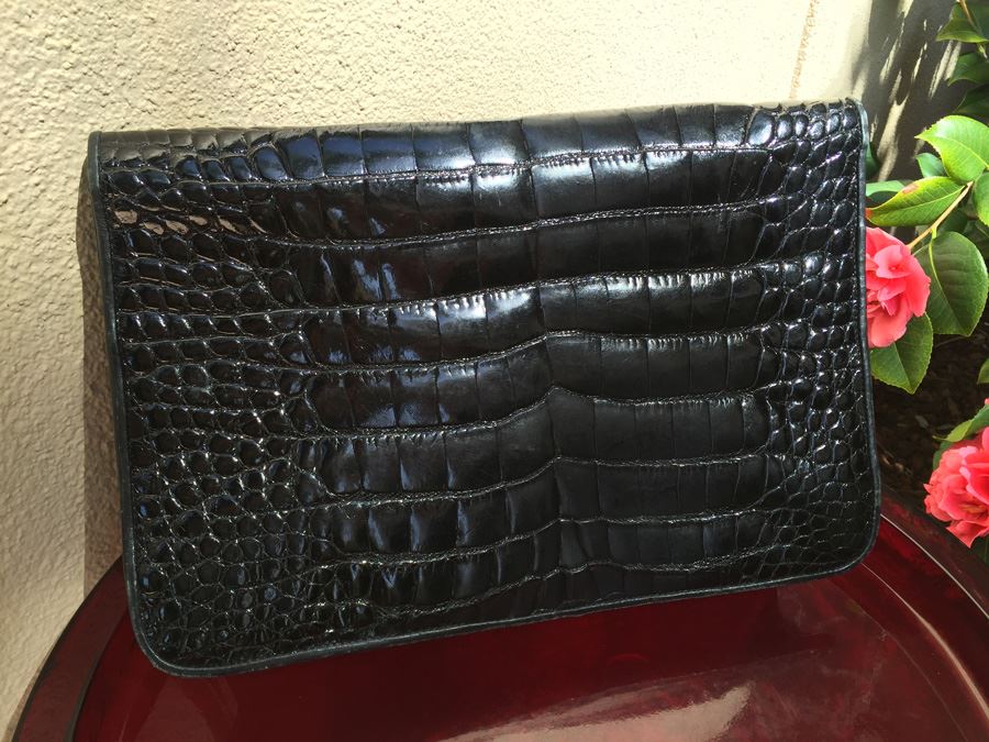Black Varon Croc Embossed Handbag [Photo 2]