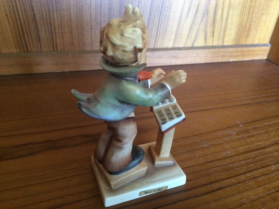 Hummel/Goebel The Conductor/Band Leader Figure #129 [Photo 3]