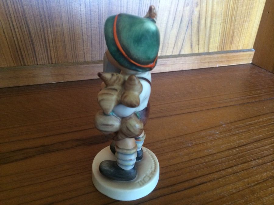 Vintage M.I. Hummel Goebel TMK-6 #87 For Father Figurine West Germany [Photo 2]