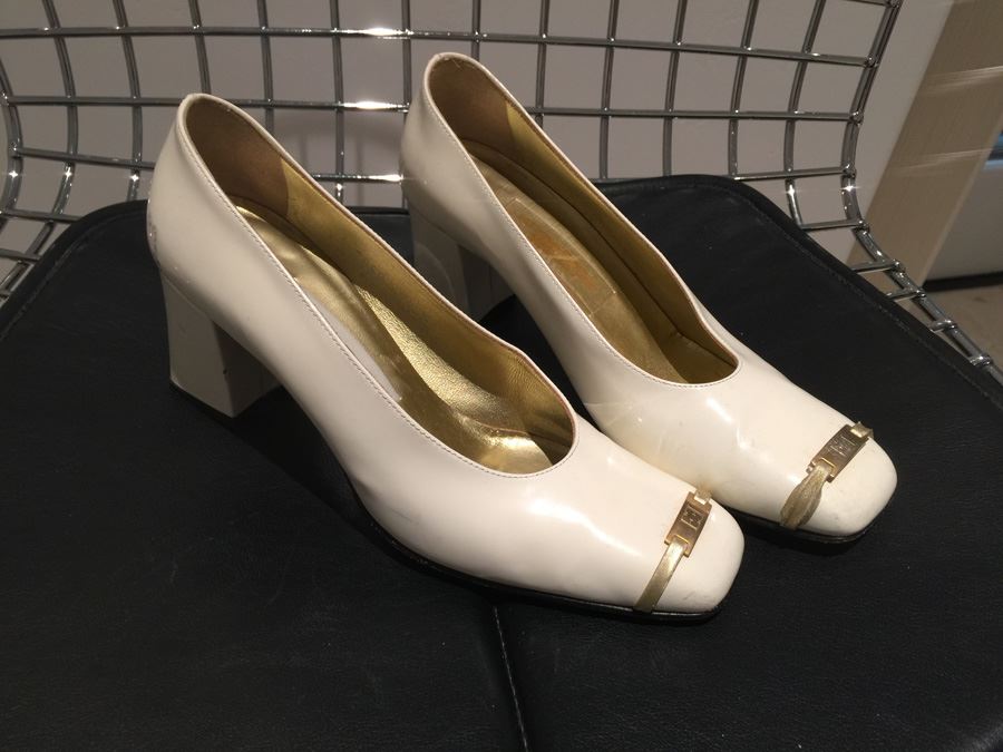 ESCADA White Shoes Size 7 1/2 B  [Photo 2]