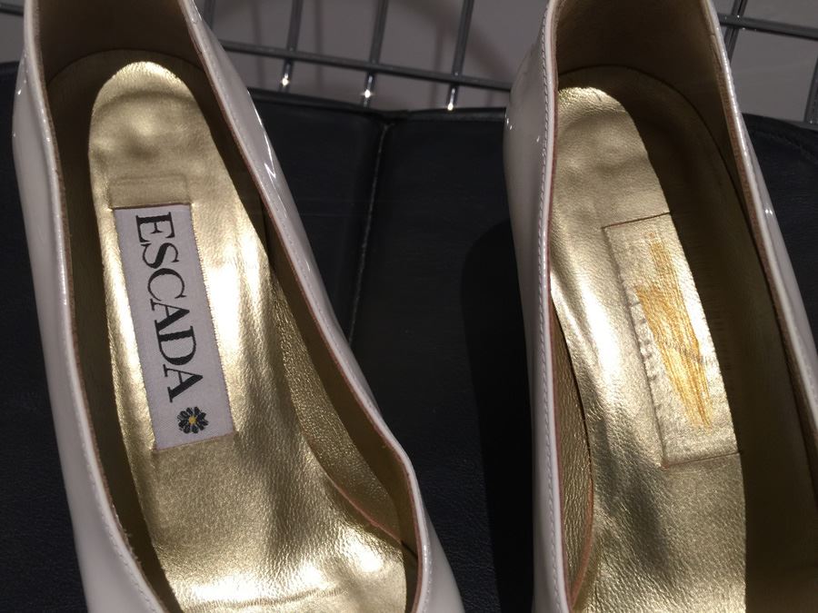 ESCADA White Shoes Size 7 1/2 B  [Photo 5]