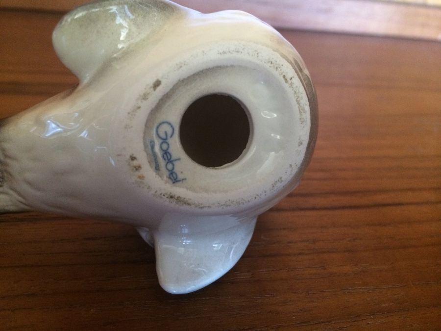 VINTAGE GOEBEL Porcelain SPARROW Bird Figurine CV73 [Photo 5]