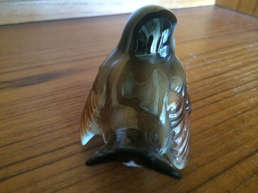 VINTAGE GOEBEL Porcelain SPARROW Bird Figurine CV73 [Photo 4]