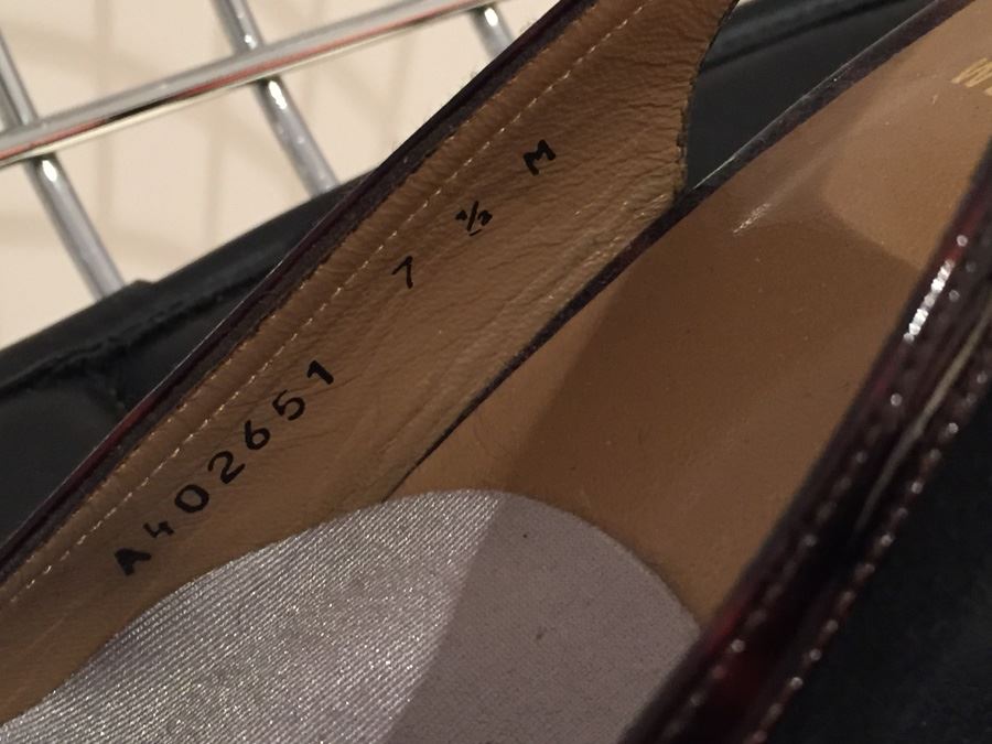 Stuart Weitzman Shoes Size 7 1/2 M [Photo 4]