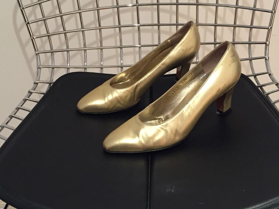 Salvatore Ferragamo Shoes Size 7B [Photo 1]