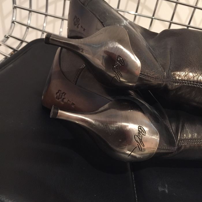 Leather Boots Size 7M [Photo 3]