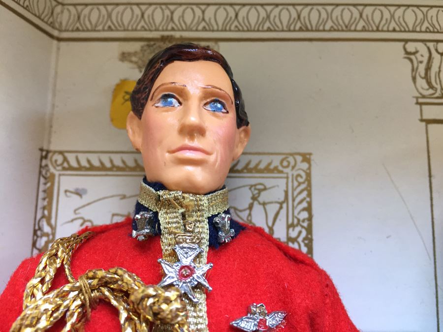 Peggy Nisbet Limited Edition Birth Of A Royal Baby Boy Collector's Signature Set In Box Signed [Photo 10]