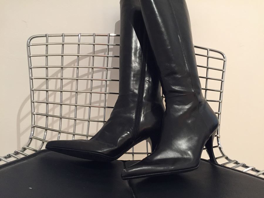 Black Boots Made In Spain Size 7 1/2 M