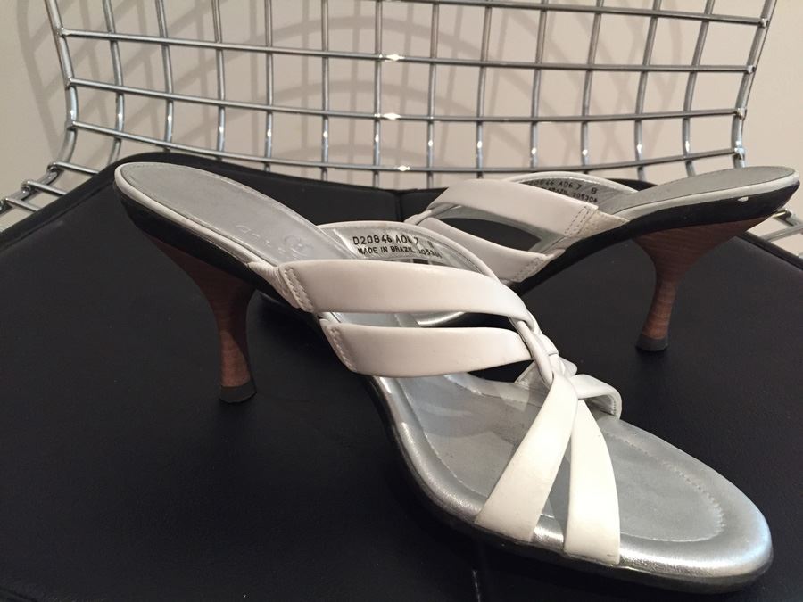 Cole Hahn Shoes Size 7B [Photo 4]