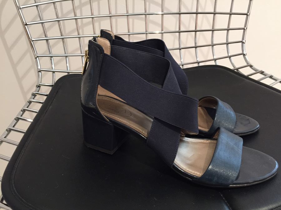 Joan & David Shoes Size 7.5 [Photo 3]