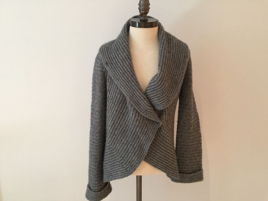 Gray Sweater Untouched World New Zealand Size XS [Photo 1]