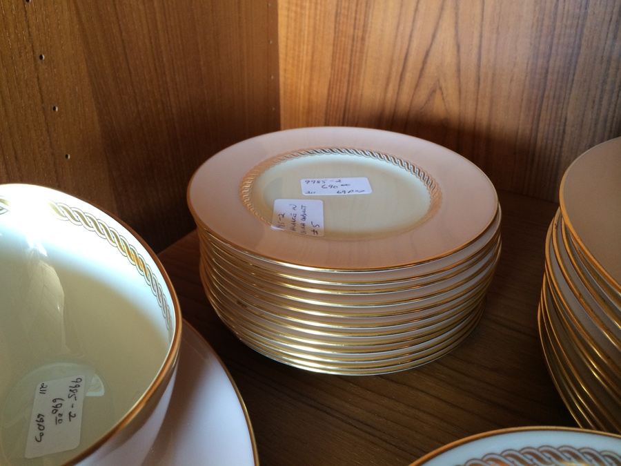 Vintage 1950's Lenox 'Caribbee' Pattern 69-Piece China Set [Photo 9]