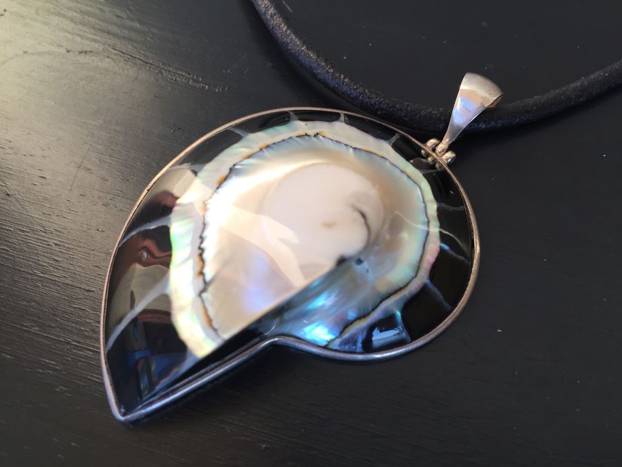 Nautilus Shell Pendant Necklace With Sterling Silver Clasp And Bale Wt:21.4g [Photo 8]