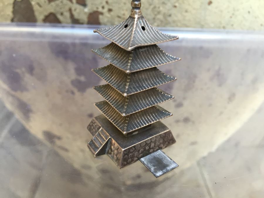 Sterling Silver Five-Storied Pagoda Daigoji Temple With Hidden Compartment Underneath Incense Burner [Photo 11]