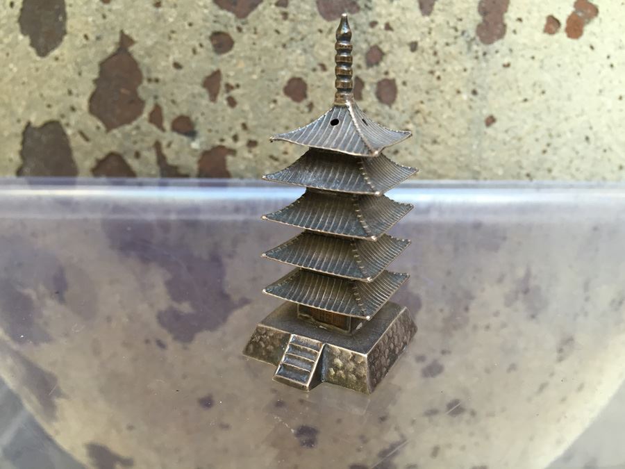 Sterling Silver Five-Storied Pagoda Daigoji Temple With Hidden Compartment Underneath Incense Burner [Photo 1]