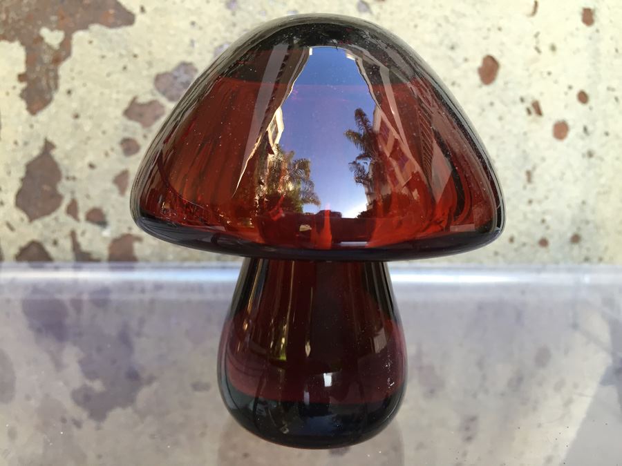 Wedgwood England Glass Mushroom Amber Paperweight Signed [Photo 4]