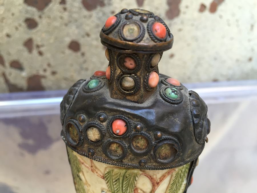 Old Hand Made Snuff Bottle [Photo 4]