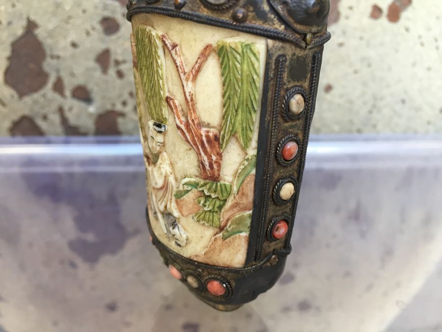 Old Hand Made Snuff Bottle [Photo 11]