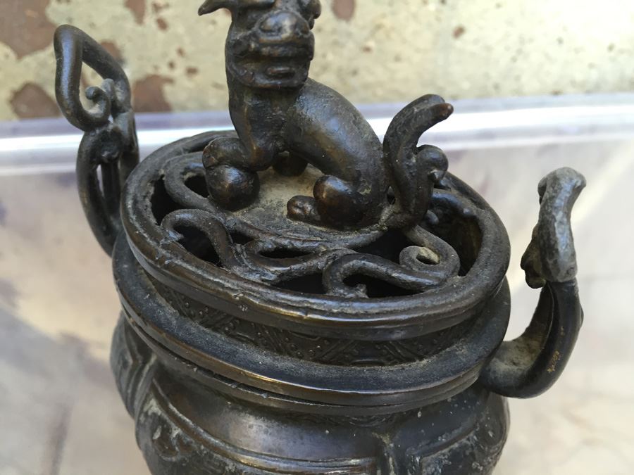 Japanese Bronze Incense Burner With Foo Dog Adorned Lid [Photo 13]