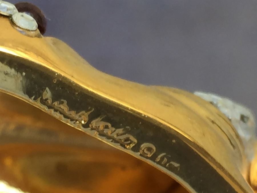 Judith Leiber Elephant Form Hinged Miniature Gold Tone Finish [Photo 12]