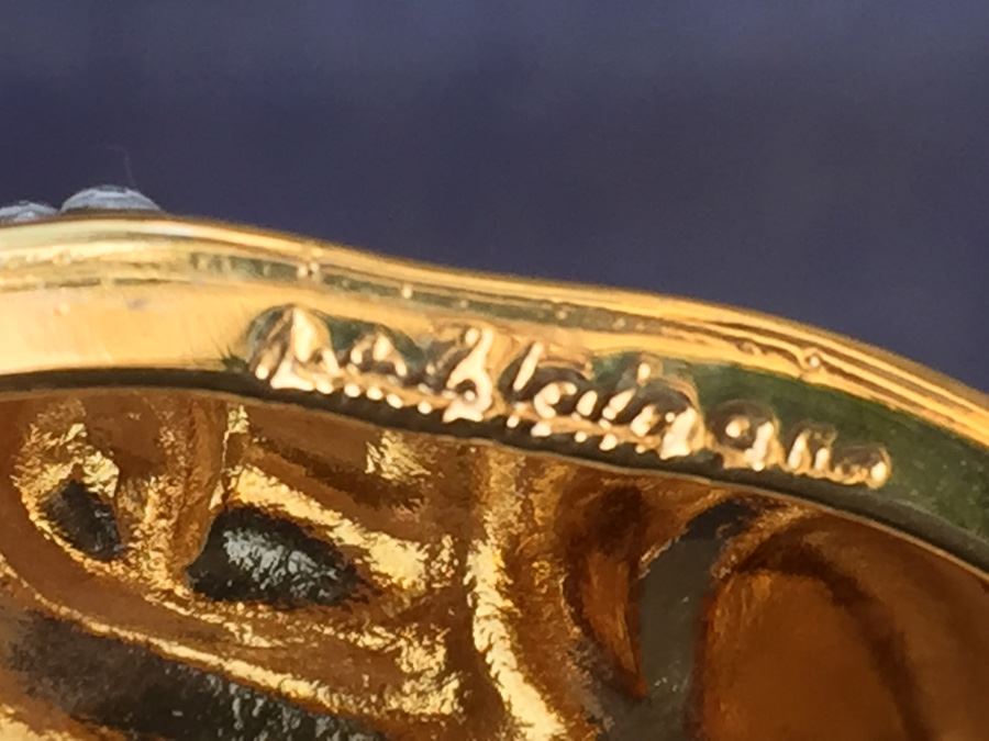 Judith Leiber Elephant Form Hinged Miniature Gold Tone Finish [Photo 15]