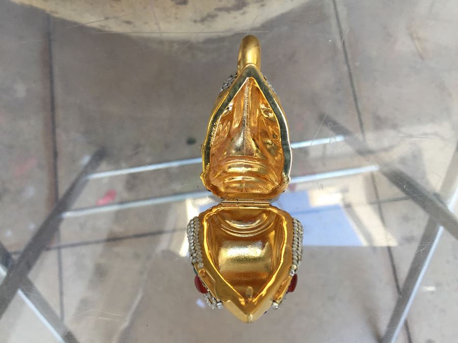 Judith Leiber Elephant Form Hinged Miniature Gold Tone Finish [Photo 10]