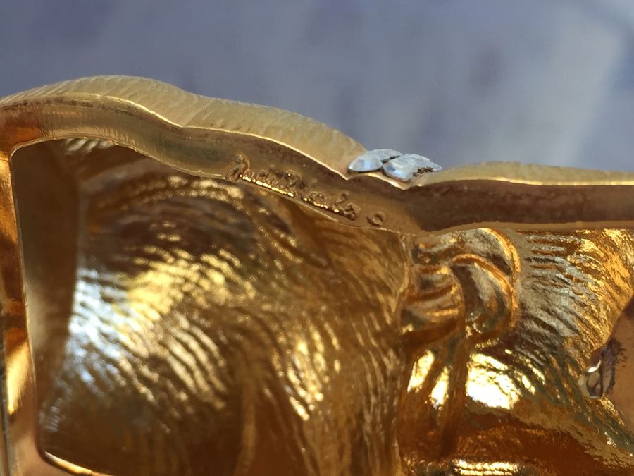 Judith Leiber Gold Tone Hinged Cat Form Miniature [Photo 7]