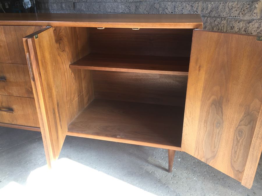 Mid-Century Modern Walnut Veneer Buffet [Photo 14]