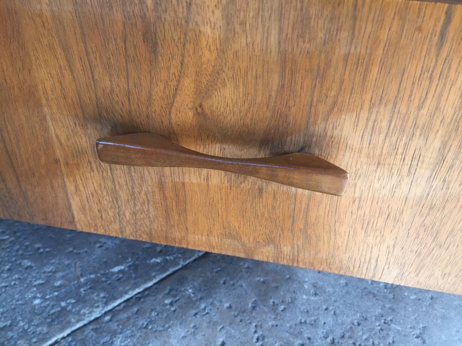 Mid-Century Modern Walnut Veneer Buffet [Photo 19]