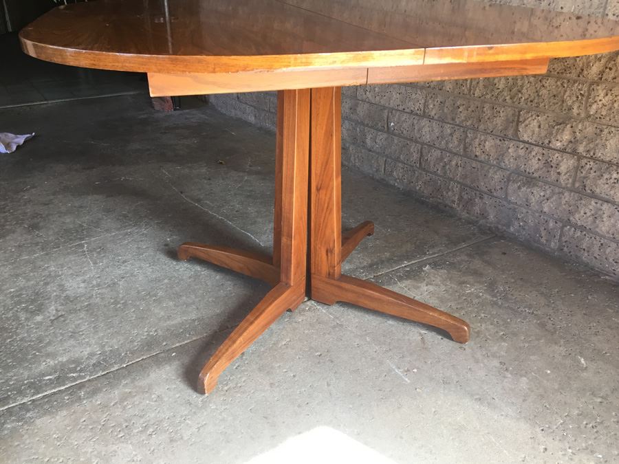 Mid-Century Modern Table With 6 Cane Back Chairs By Foster-McDavid Furniture Tampa, Florida [Photo 6]