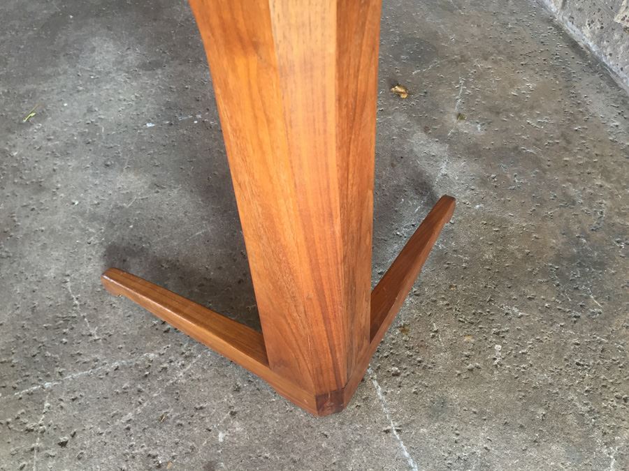 Mid-Century Modern Table With 6 Cane Back Chairs By Foster-McDavid Furniture Tampa, Florida [Photo 12]