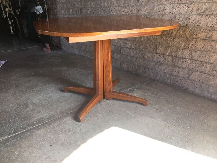 Mid-Century Modern Table With 6 Cane Back Chairs By Foster-McDavid Furniture Tampa, Florida [Photo 10]