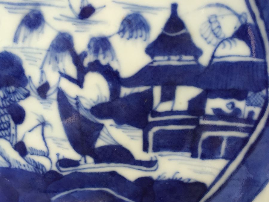 Antique Chinese Canton Blue And White Porcelain Cut-Corner Salad Bowl [Photo 11]