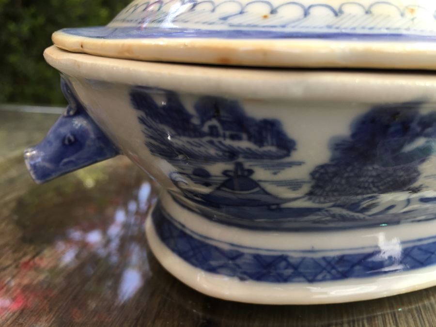 Antique Chinese Canton Blue And White Porcelain Bowl With Lid Tureen Bull Handle [Photo 7]