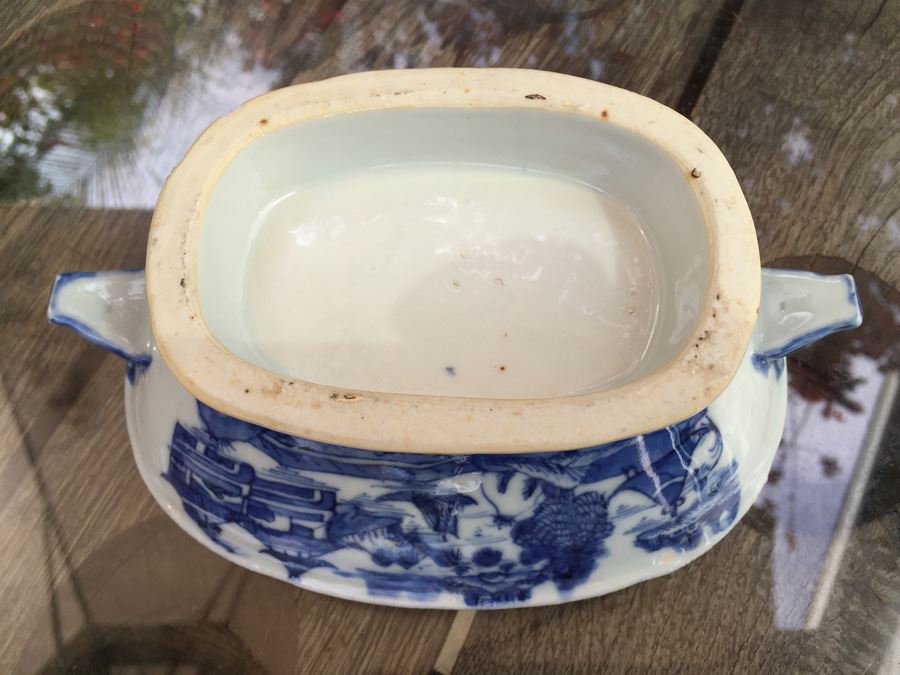 Antique Chinese Canton Blue And White Porcelain Bowl With Lid Tureen Bull Handle [Photo 35]