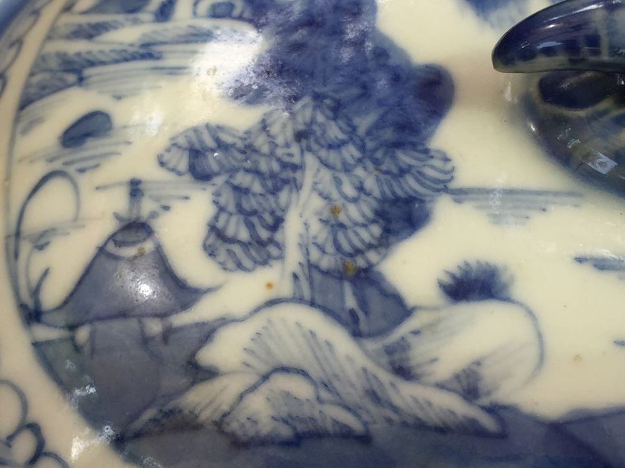 Antique Chinese Canton Blue And White Porcelain Bowl With Lid Tureen Bull Handle [Photo 17]