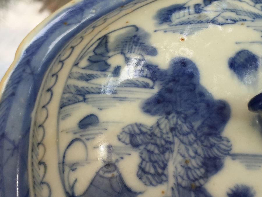 Antique Chinese Canton Blue And White Porcelain Bowl With Lid Tureen Bull Handle [Photo 15]