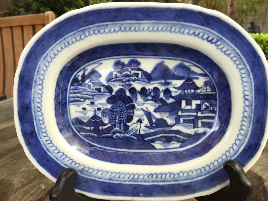 Antique Chinese Canton Blue And White Plate Platter [Photo 11]