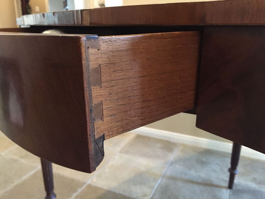 Vintage 1930's Mahogany Flip Top Gateleg Card Table With Drawer [Photo 25]